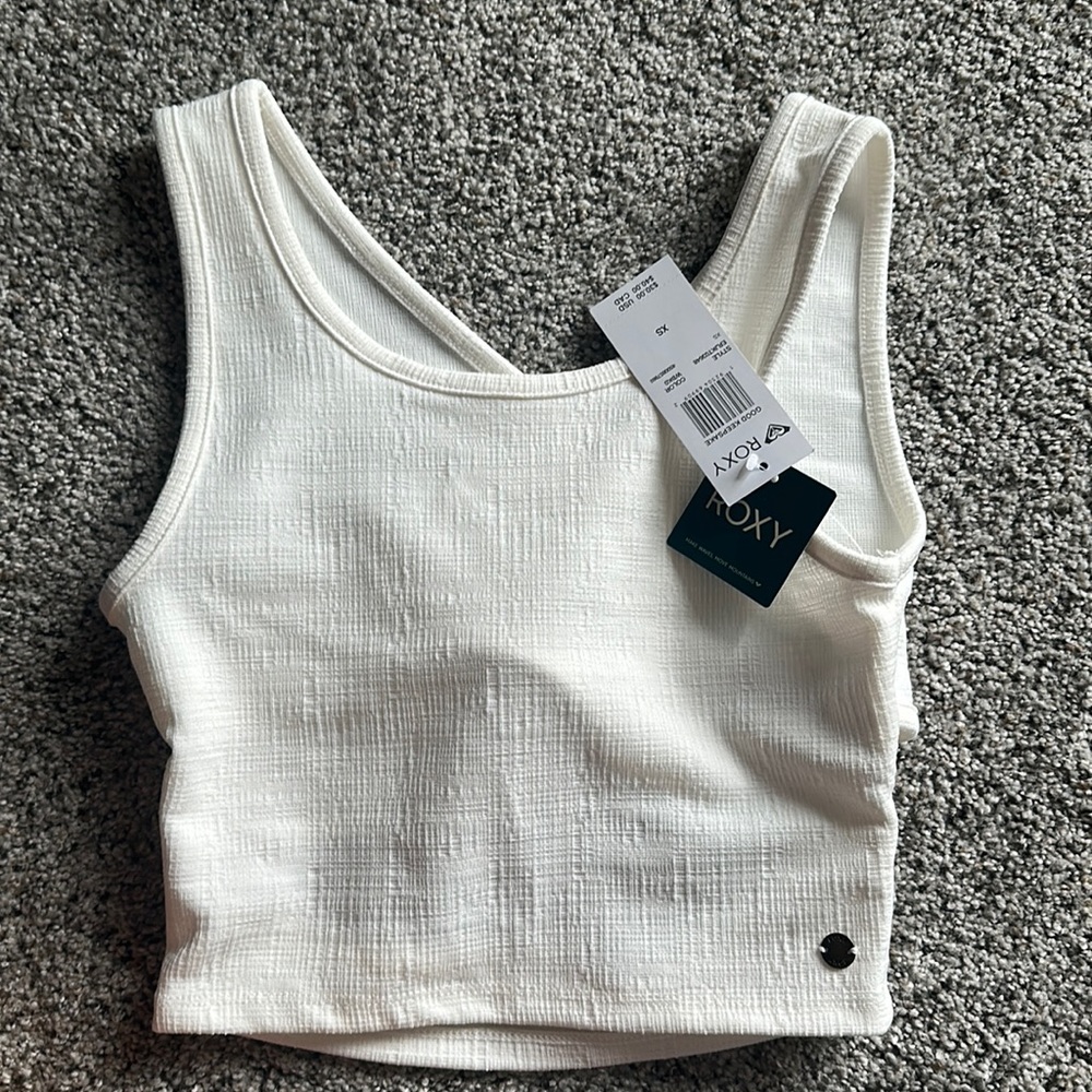 Roxy tank . Size xs color off white